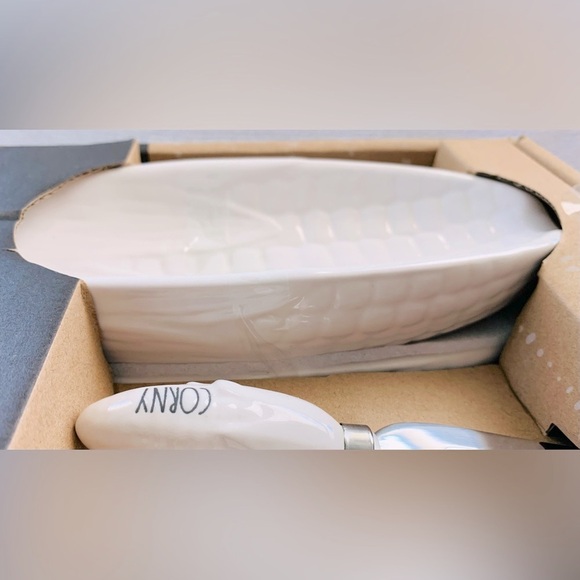 Rae Dunn Corn Trays and Corn Holders - pack of 2 - Picture 3 of 7